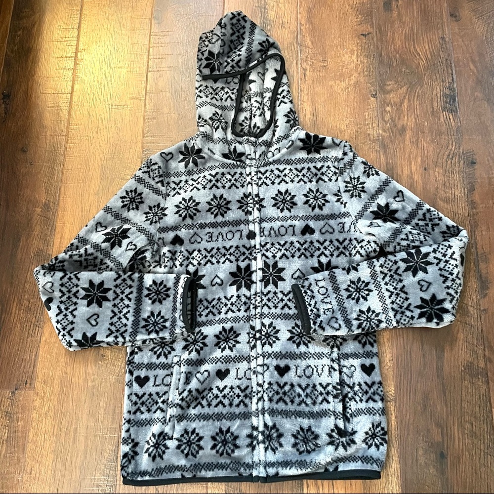 No Boundaries Super Soft Zipper Hoodie, Size M - image 1